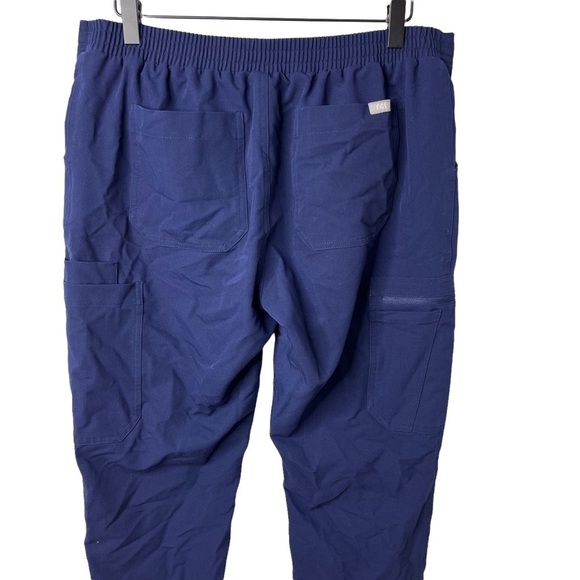 Figs Scrubs Technical Collection Cargo Utility Pants Blue Size Medium 10 Pockets - Picture 7 of 8
